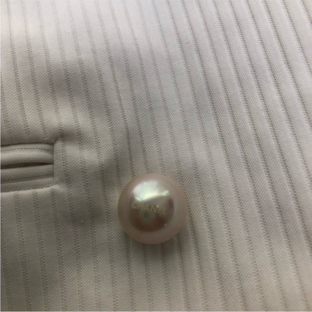 Authentic CHANEL Women's Cream Pantsuit - Picture 6 of 16